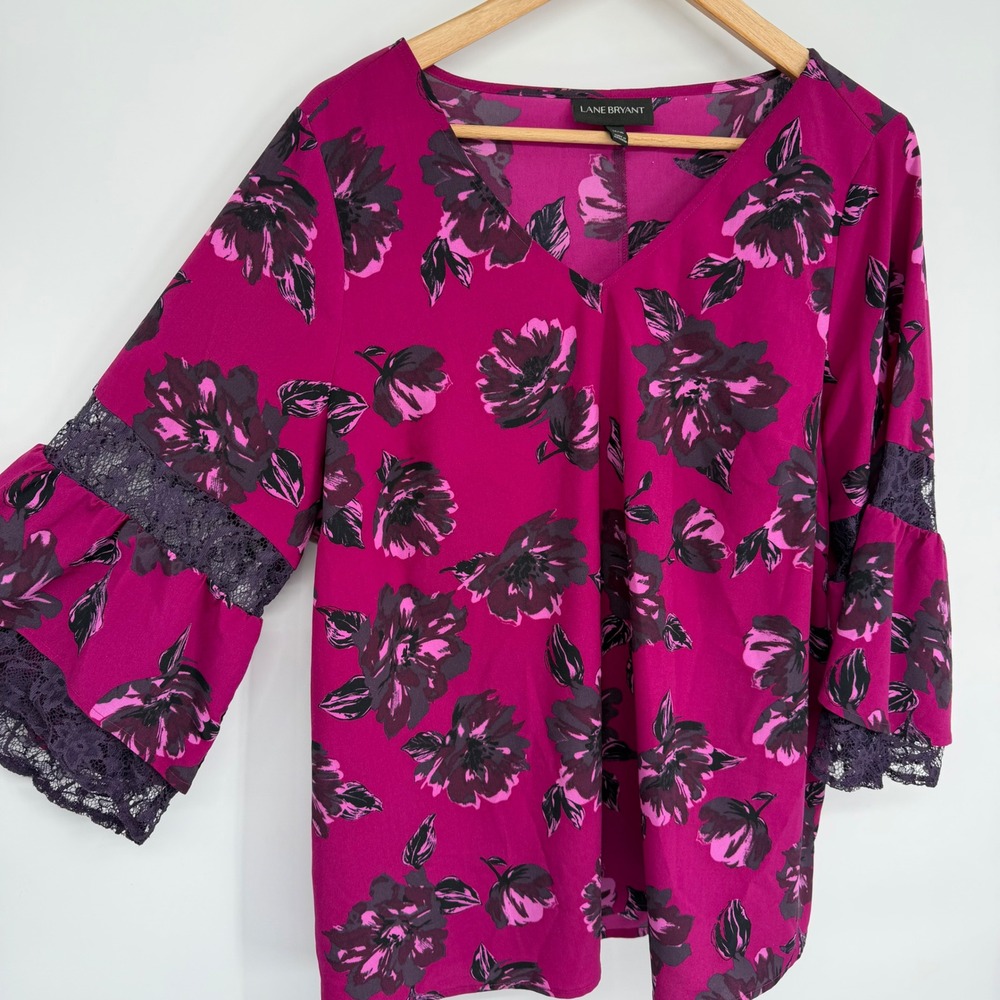Lane Bryant Too Magenta Floral V-Neck Bell Sleeve Lace Trim Feminine 14/16